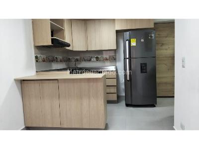 Apartamento de 2 alcobas en venta en Pan De Azucar, Sabaneta, 42 m² · foto 16 de 20