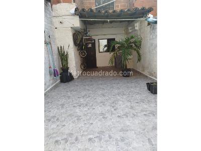 Casa de 4 alcobas en venta en Aranjuez, Medellín, 110 m² · foto 12 de 14