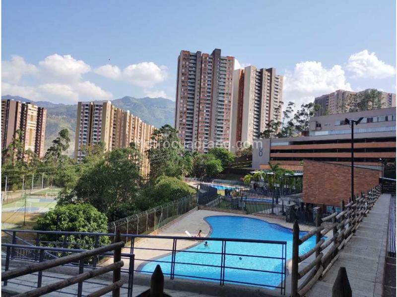 3BR Apartment in Niquia (90 m²) - 4