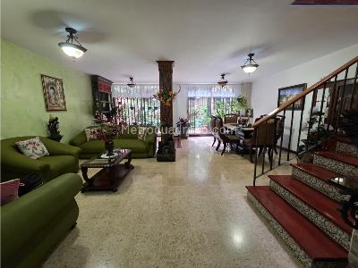 Casa en venta en Suramerica, Itagüí · foto 2 de 20