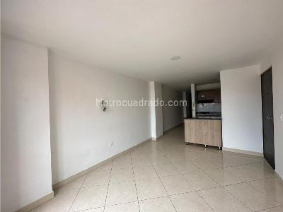 Apartamento de 3 alcobas en venta en Hospital Venancio Diaz, Sabaneta, 69 m² · foto 5 de 16