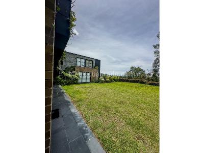 Casa de 4 alcobas en venta en Alto De Las Palmas, Envigado, 1614 m² · foto 3 de 20