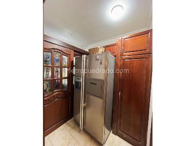 Casa de 4 alcobas en venta en El Escobero, Envigado, 457 m² · foto 13 de 20