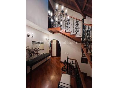 Casa de 4 alcobas en venta en El Escobero, Envigado, 457 m² · foto 19 de 20