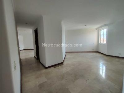 Apartamento en arriendo en Laureles, Medellín · foto 9 de 20