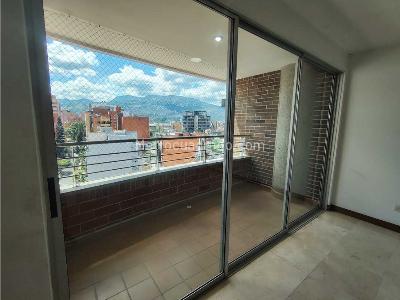 Apartamento de 3 alcobas en arriendo en Laureles, Medellín, 104 m² · foto 11 de 18