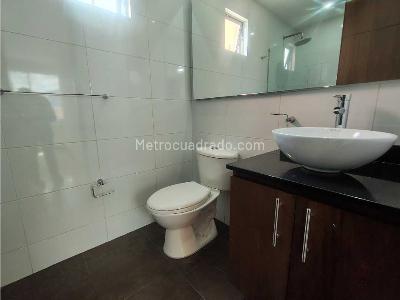 Apartamento de 3 alcobas en arriendo en Laureles, Medellín, 104 m² · foto 17 de 18