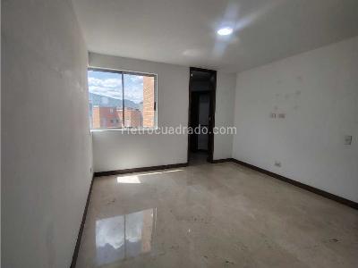 Apartamento de 3 alcobas en arriendo en Laureles, Medellín, 104 m² · foto 18 de 18