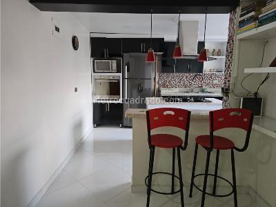 Apartamento de 3 alcobas en venta en Laureles, Medellín, 111 m² · foto 6 de 20