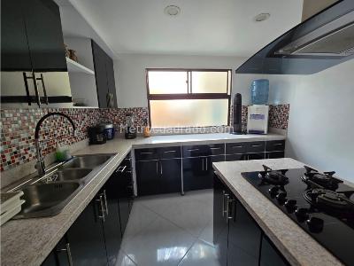 Apartamento de 3 alcobas en venta en Laureles, Medellín, 111 m² · foto 10 de 20