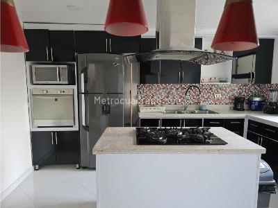 Apartamento de 3 alcobas en venta en Laureles, Medellín, 111 m² · foto 11 de 20
