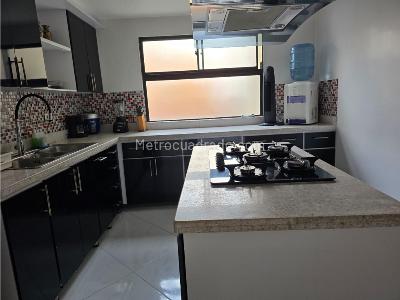 Apartamento de 3 alcobas en venta en Laureles, Medellín, 111 m² · foto 13 de 20