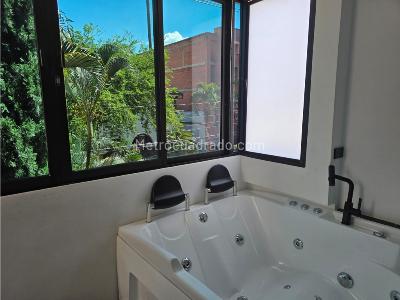 Apartamento en venta en Laureles, Medellín · foto 8 de 18