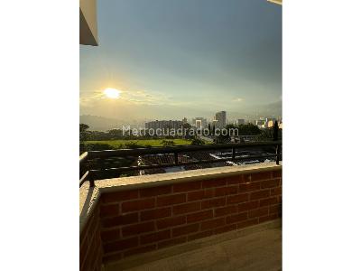 Apartamento en venta en Centro, Medellín · foto 3 de 20