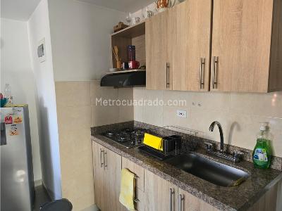 Apartamento de 2 alcobas en venta en La Doctora, Sabaneta, 52 m² · foto 12 de 20
