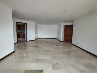 Apartamento de 3 alcobas en venta en Laureles, Medellín, 176 m² · foto 7 de 20