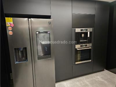Apartamento de 2 alcobas en venta en Las Lomitas, Sabaneta, 171 m² · foto 6 de 20