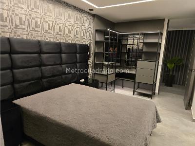 Apartamento de 2 alcobas en venta en Las Lomitas, Sabaneta, 171 m² · foto 13 de 20