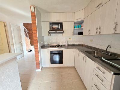 Casa en venta en Suramerica, Itagüí · foto 8 de 20