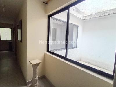 Apartamento de 4 alcobas en venta en Holanda, Sabaneta, 140 m² · foto 8 de 20