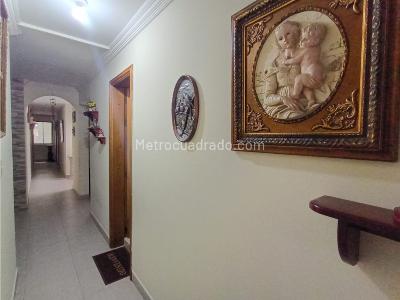 Apartamento de 4 alcobas en venta en Holanda, Sabaneta, 140 m² · foto 17 de 20
