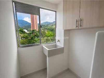 Apartamento de 2 alcobas en venta en La Doctora, Sabaneta, 50 m² · foto 4 de 19