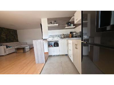 Apartamento de 3 alcobas en venta en Madera, Bello, 64 m² · foto 12 de 20