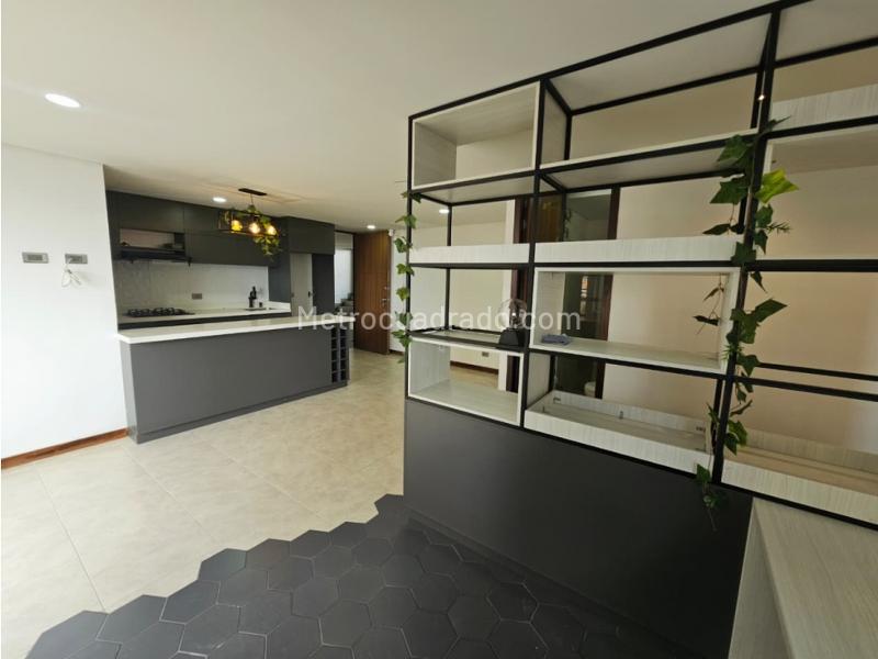 Modern 2BR Apartment in La Ferreria, La Estrella - 2