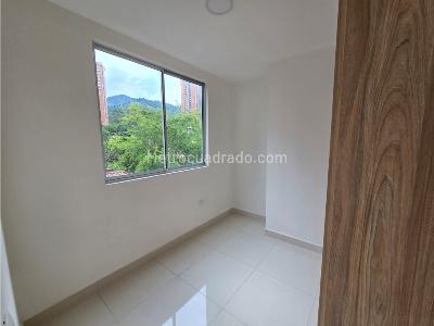 Apartamento de 3 alcobas en venta en La Doctora, Sabaneta, 55 m² · foto 6 de 20
