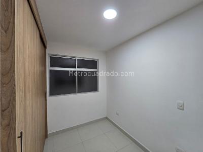 Apartamento de 3 alcobas en venta en La Doctora, Sabaneta, 55 m² · foto 10 de 20