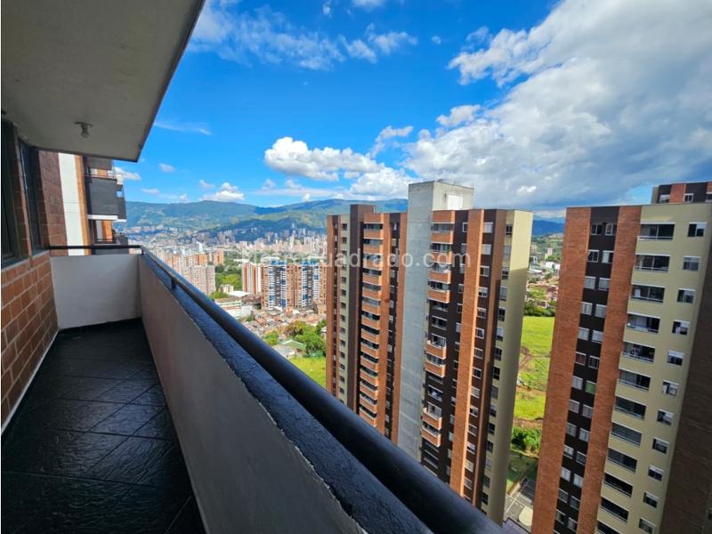 Apartamento en Arriendo, La Ferreria, La Estrella - 2