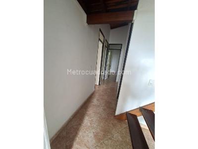 Apartamento de 3 alcobas en venta en Maria Auxiliadora, Sabaneta, 60 m² · foto 7 de 16