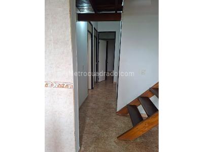Apartamento de 3 alcobas en venta en Maria Auxiliadora, Sabaneta, 60 m² · foto 8 de 16