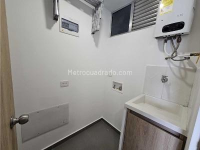 Apartamento en arriendo en Guayabal, Medellín · foto 7 de 18