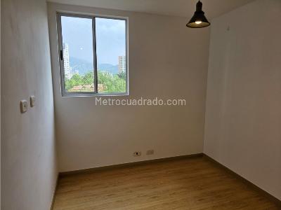 Apartamento de 3 alcobas en venta en Pilsen, Itagüí, 65 m² · foto 15 de 20