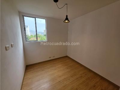 Apartamento de 3 alcobas en venta en Pilsen, Itagüí, 65 m² · foto 16 de 20