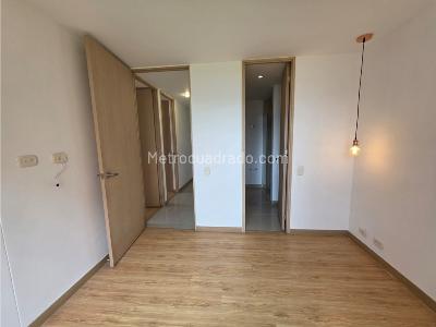 Apartamento de 3 alcobas en venta en Pilsen, Itagüí, 65 m² · foto 17 de 20