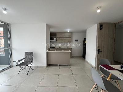Apartamento de 3 alcobas en venta en Las Lomitas, Sabaneta, 79 m² · foto 11 de 20