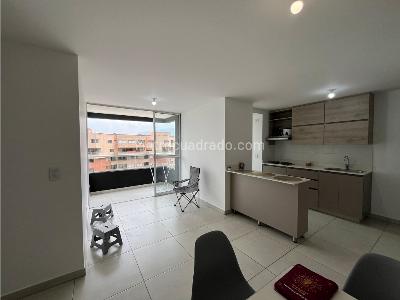 Apartamento de 3 alcobas en venta en Las Lomitas, Sabaneta, 79 m² · foto 2 de 20