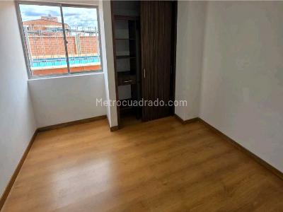 Apartamento de 3 alcobas en venta en Niquia, Bello, 104 m² · foto 6 de 11