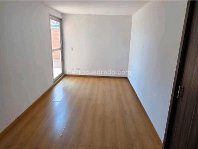 Apartamento de 3 alcobas en venta en Niquia, Bello, 104 m² · foto 7 de 11