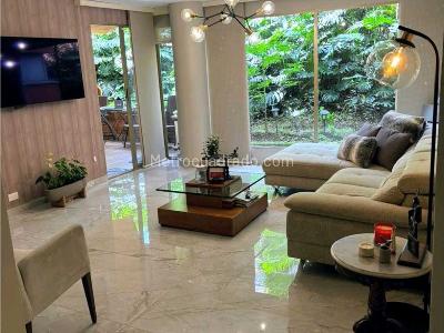 Apartamento en venta en El Poblado, Medellín · foto 3 de 14