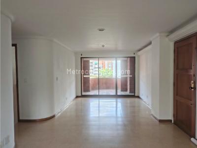 Apartamento en arriendo en Laureles, Medellín · foto 5 de 20