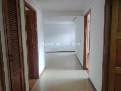 Apartamento en arriendo en Laureles, Medellín · foto 13 de 20