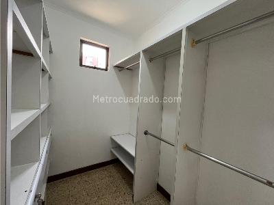 Apartamento de 3 alcobas en venta en El Poblado, Medellín, 137 m² · foto 18 de 20