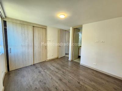 Apartamento de 3 alcobas en venta en La Doctora, Sabaneta, 70 m² · foto 13 de 19