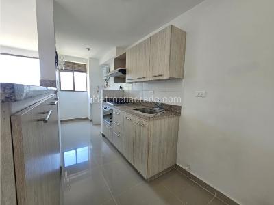 Apartamento de 3 alcobas en venta en La Doctora, Sabaneta, 70 m² · foto 6 de 19