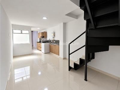 Apartamento en venta en Parque Principal, Itagüí · foto 3 de 16