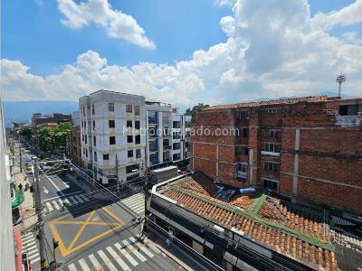 Apartamento en venta en Parque Principal, Itagüí · foto 13 de 16