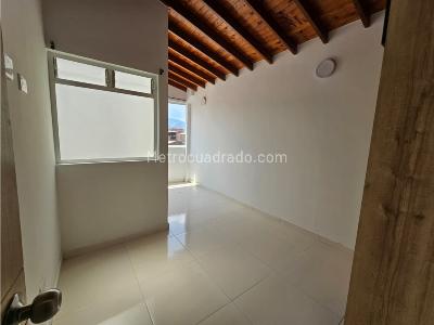 Apartamento en venta en Parque Principal, Itagüí · foto 8 de 16